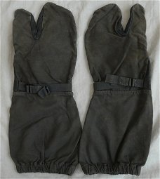 Handschoenen / Overwanten, Gevechts, Koninklijke Luchtmacht, maat: 12, jaren'70/'80.(Nr.1)