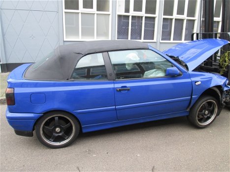 Volkswagen Golf 3 Cabrio 1.8 Blauw Plaatwerk en Onderdelen - 1