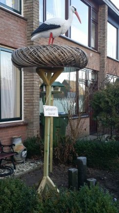 MEGA groot Ooievaarsnest te huur incl. vlaggenlijn - nr. 1