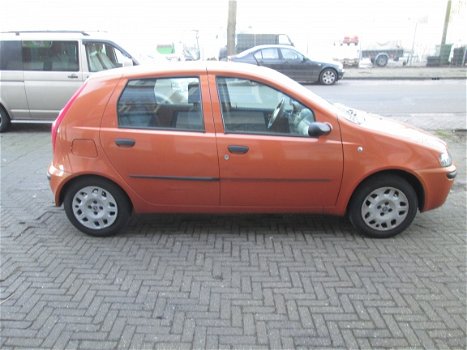 Fiat Punto 1.2 5 Deurs 2000 Kleurcode 571 Plaatwerk en Onderdelen - 3