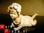 MEISJE - piano doll - porselein - nr. 1
