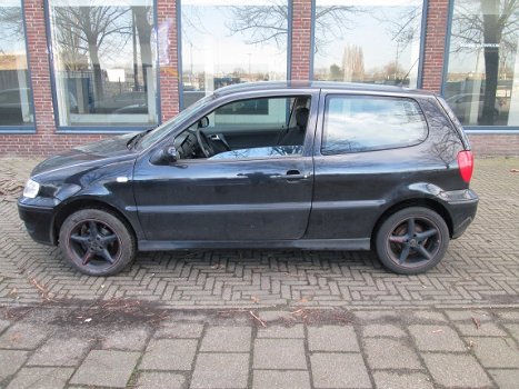 Volkswagen Polo 1.4 Benzine Bouwjaar 2001 Plaatwerk en Onderdelen - 4