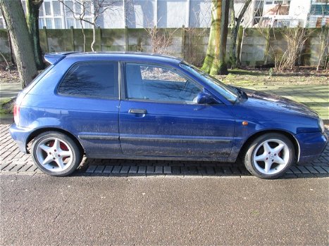 Suzuki Baleno 1.3 Bj 1999 Plaatwerk en Onderdelen - 3