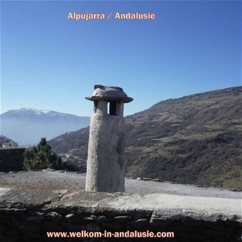 O SEL LING boeddhas in Andalusie Spanje, wanderoutes - 3