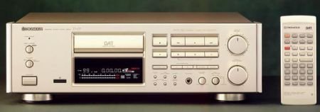 Bij DP Audio: Pioneer Samsung Sonosax DAT Recorder Repareren - 1