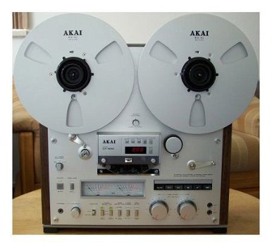 Bij DP Audio: Dokorder Akai Grundig Bandrecorder Repareren - 2