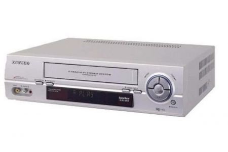 Bij DP Audio: Daewoo Funai Grundig Videorecorder Repareren - 1