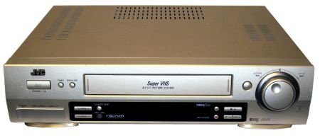 Bij DP Audio: Philips Akai JVC Sharp Videorecorder Repareren - 3