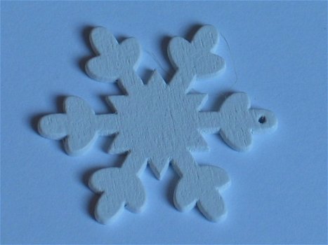 Wood snowflake 3.5 centimeter - 1