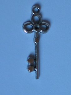 silver key 20, 3.3 centimeter