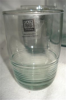 Karaf met 4 glazen uit Bolivia gemaakt van gerecycled glas - 2