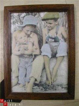 3 nostalgische kinderfoto in houten lijsten 15 x20 cm - 1