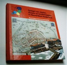 Luchtfoto's en oude kaarten van NW Nederland.