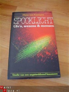 Spooklicht door Hans van Kampen