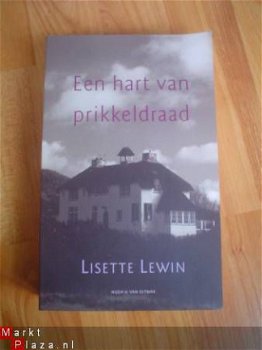 Een hart van prikkeldraad door Lisette Lewin - 1