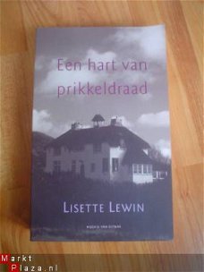 Een hart van prikkeldraad door Lisette Lewin