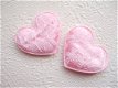 Satijn met wit kant hart ~ 4,5 cm ~ Licht roze - 1 - Thumbnail