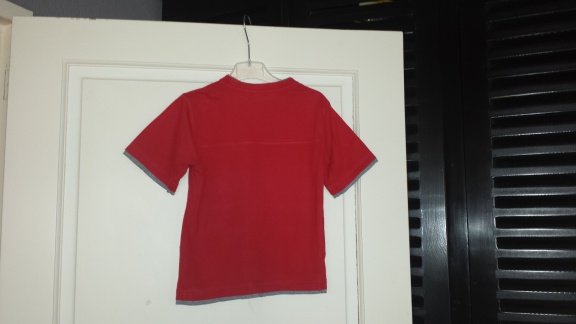 S.D.T. rood shirt korte mouw maat 116/122 - 4