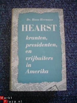 Hearst door Hans Hermans - 1