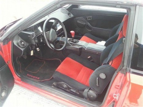 Toyota MR 2 - 1.6 TC 16/ 1985 wordt momenteel opgeknapt - 1