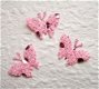 Klein vlindertje met lovertjes ~ 2 cm ~ Roze - 1 - Thumbnail