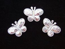 Klein vlindertje met lovertjes ~ 2,5 cm ~ Zilver