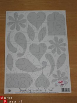 Knip- en stickervel (A4) --- BLOEMEN BORDEAUXROOD / Alfabet & .... --- nr. SHSBD009 - 2