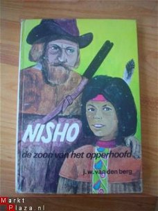 Nisho, de zoon van het opperhoofd door J.W. van den Berg