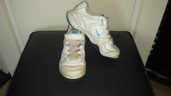 Nike witte tennisschoenen maat 33 - 1