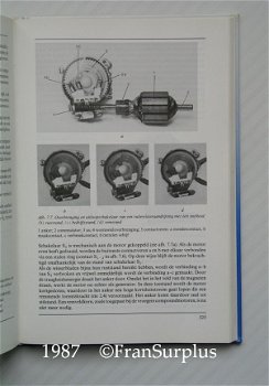 [1987] De automobiel/ Elektrische Installatie, de Boer ea, Kluwer. - 5