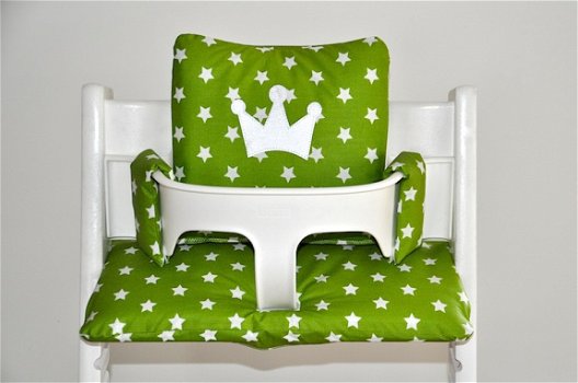 Stoelverkleiner kussen gecoat voor stokke tripp trapp kinderstoel Apple Crown' - 1