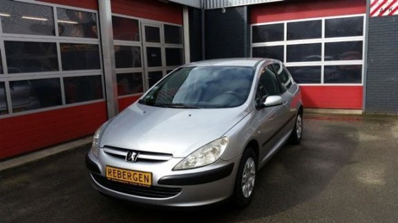 Peugeot 307 - XR 1.6-16V - 1