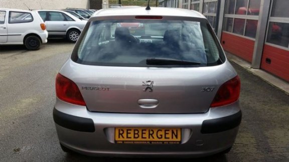 Peugeot 307 - XR 1.6-16V - 1