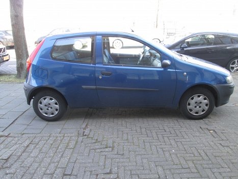 Fiat Punto 2001 Blauw metallic Plaatwerk en Onderdelen - 2