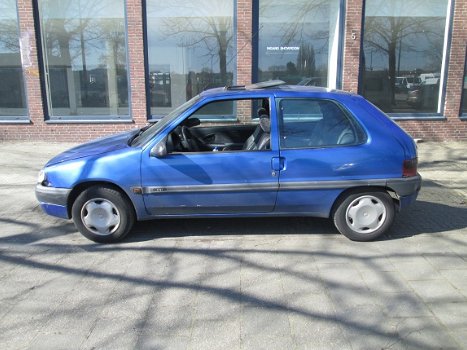 Citroën Saxo 1.4 1998 Plaatwerk en Onderdelen los op voorraad - 1