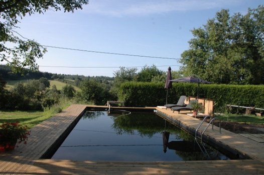 Vrijstaand vakantiehuis gite Auvergne Frankrijk hottub zwembad Au Chabrol - 1