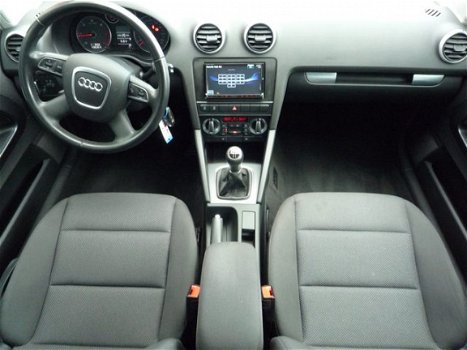 Audi A3 Sportback - 1.6 TDI | NAVIGATIE | CRUISE | CLIMA | TREKHAAK | BTW-AUTO | NIEUWE APK - 1
