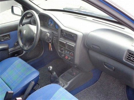 Peugeot 106 - 1.0 SKETCH BJ 2000 NETTE AUTO MET NIEUWE APK - 1