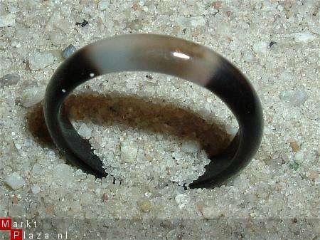 #154 Zwarte Agaat Ring handgeslepen - 1