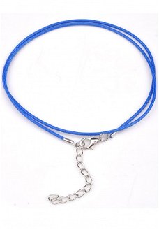 ketting blauw wax koord met mooie glans met metalen slotje ± 48cm in maat verstelbaar