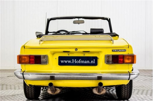 Triumph TR6 - 1