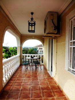 Costa Blanca: Catral grote villa in buitengebied - 8