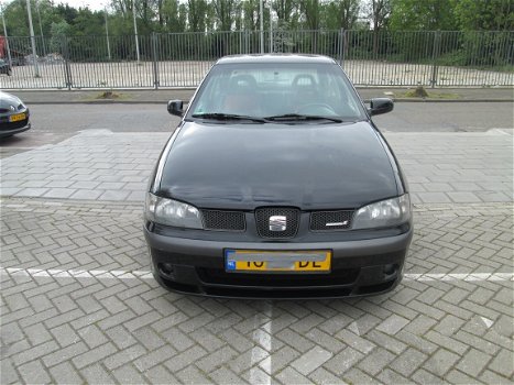 SEAT IBIZA 1.8 20V.T CUPRA Bj 2002 Plaatwerk en Onderdelen - 3