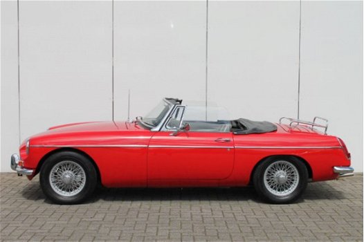 MG B type - MGB Roadster - 1