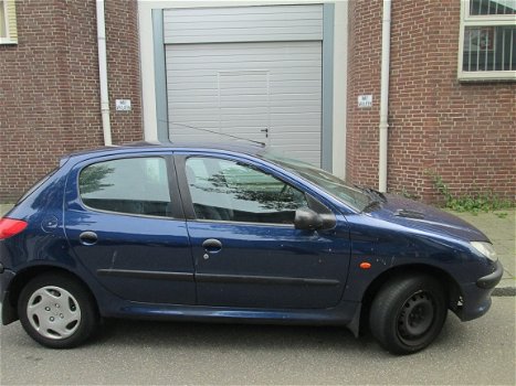 Peugeot 206 1.6 5-deurs Hatchback Kleurcode Ege Plaatwerk en Onderdelen - 3