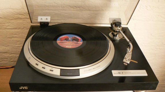 Bij DP Audio: JVC Michell VPI Sansui Platenspeler Repareren - 1