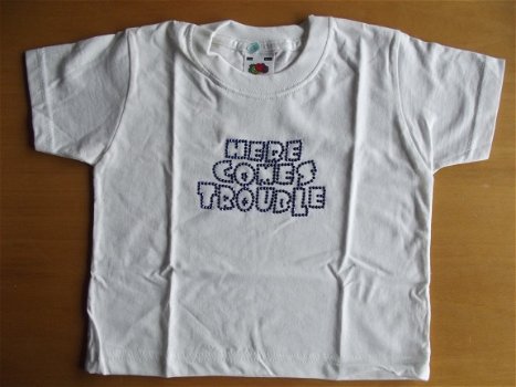 T-shirt Here comes trouble - 1