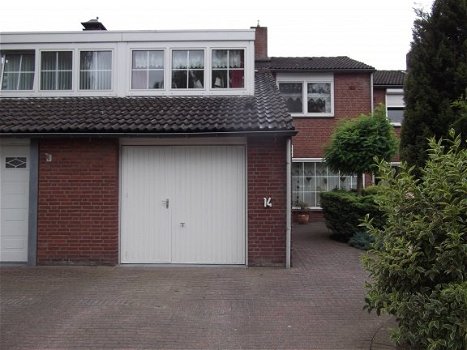 Woonhuis Landhuisstijl in Hoensbroek (L) - 1