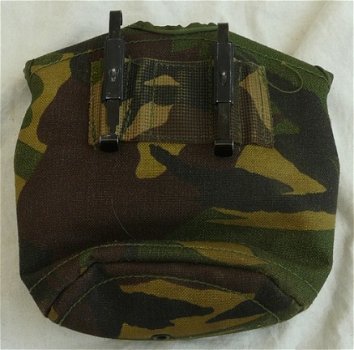 Hoes / Foedraal, Veldfles, Woodland Camouflage, Koninklijke Landmacht, 1993.(1) - 2