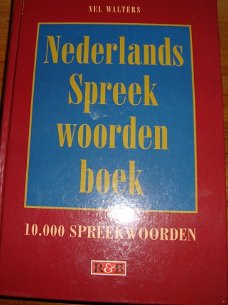 Nederlands spreekwoordenboek:  Nel Walters incl.